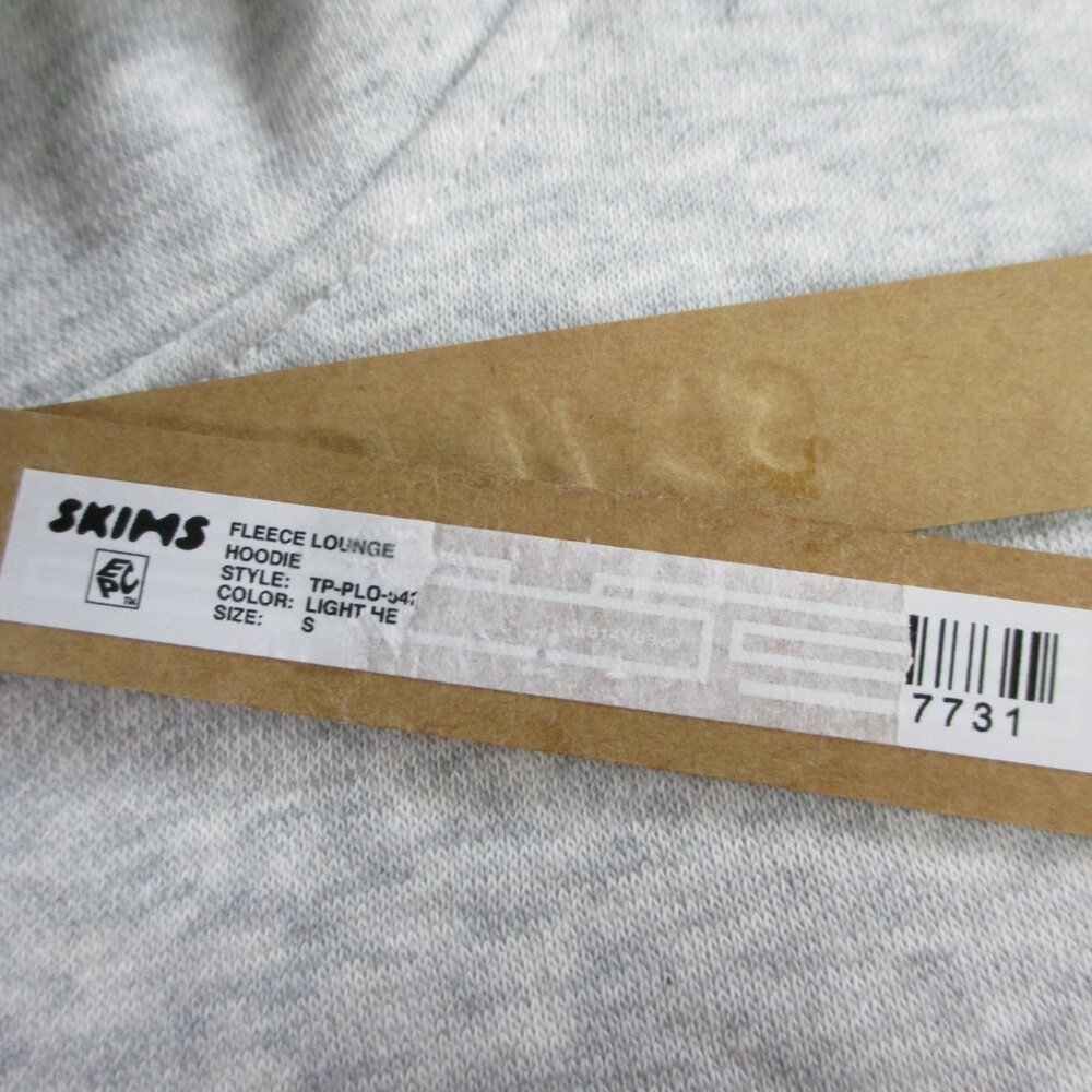 SKIMS Fleece Lounge Hoodie Mens Small Light Heather Gray Pullover Sweatshirt NWT - Picture 4 of 9
